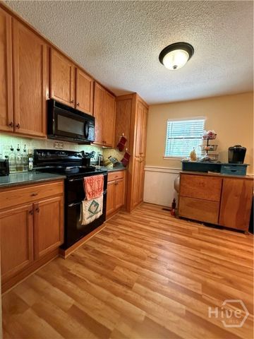 139 North Drive, Savannah, GA 31406