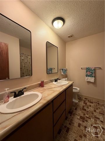 139 North Drive, Savannah, GA 31406
