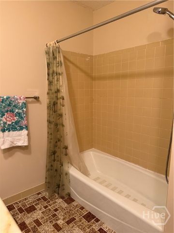 139 North Drive, Savannah, GA 31406