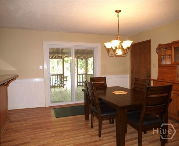 139 North Drive, Savannah, GA 31406
