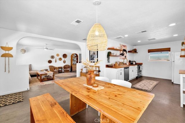 59700 Napa Road, Landers, CA 92285