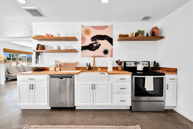 59700 Napa Road, Landers, CA 92285