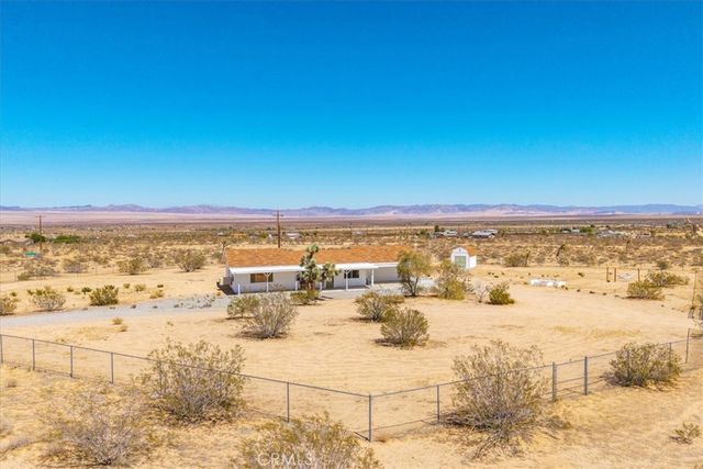 59700 Napa Road, Landers, CA 92285