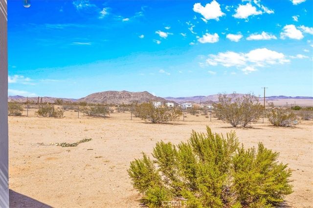 59700 Napa Road, Landers, CA 92285