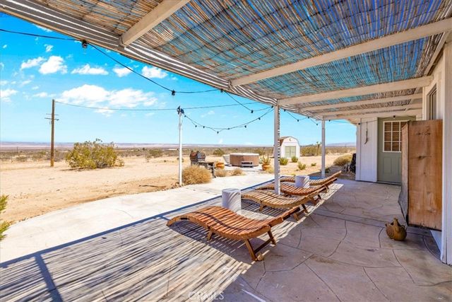 59700 Napa Road, Landers, CA 92285