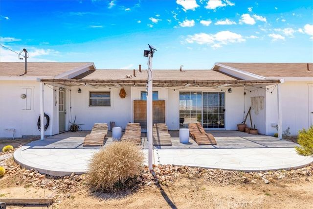 59700 Napa Road, Landers, CA 92285