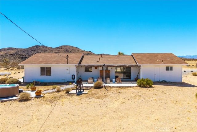 59700 Napa Road, Landers, CA 92285