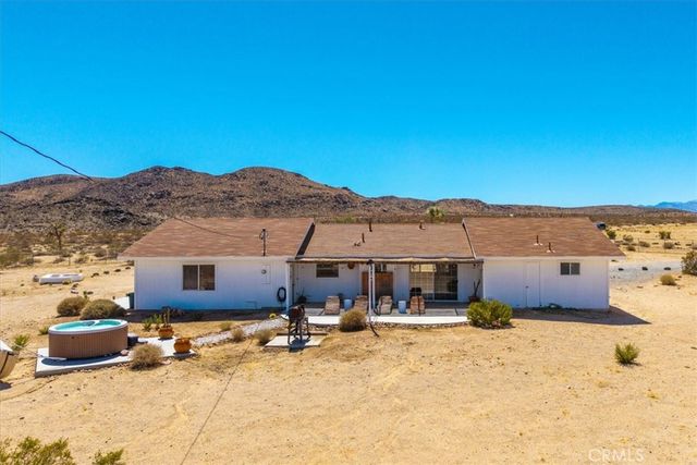 59700 Napa Road, Landers, CA 92285