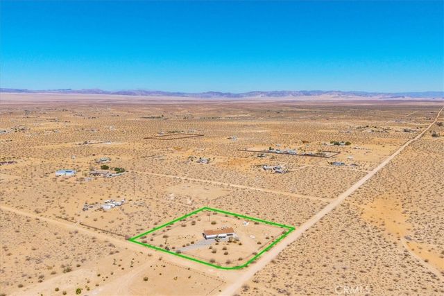 59700 Napa Road, Landers, CA 92285