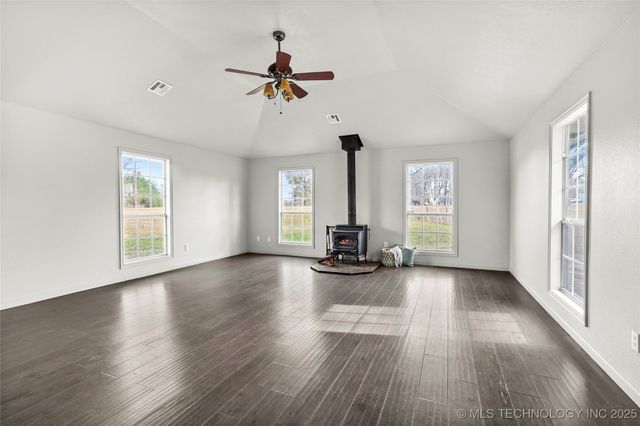 9839 N Lewis Avenue, Sperry, OK 74073