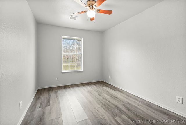 9839 N Lewis Avenue, Sperry, OK 74073