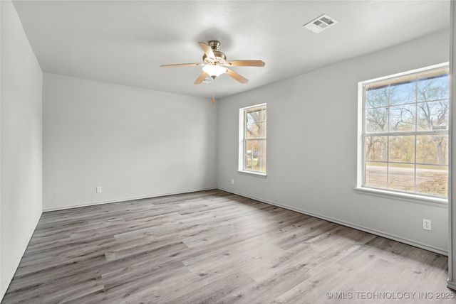 9839 N Lewis Avenue, Sperry, OK 74073