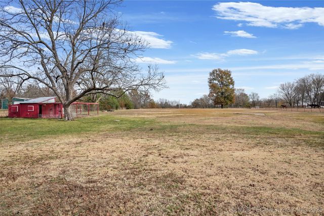 9839 N Lewis Avenue, Sperry, OK 74073