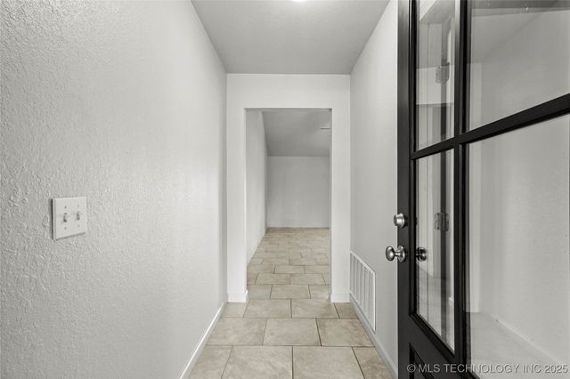 9839 N Lewis Avenue, Sperry, OK 74073