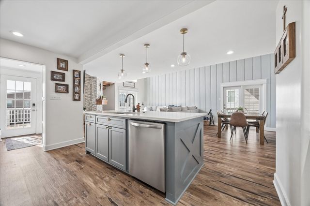 16533 Barbados Way, Jamaica Beach, TX 77554