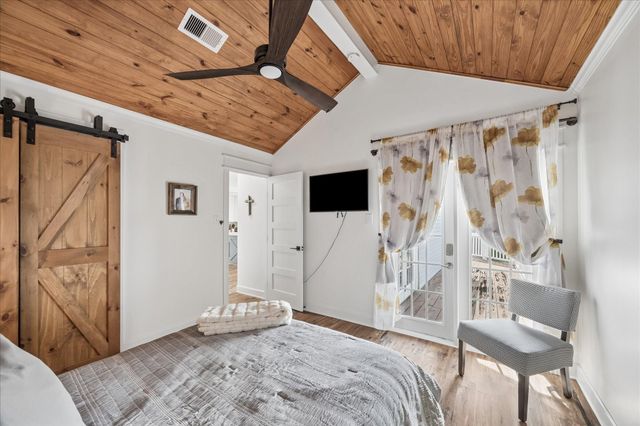 16533 Barbados Way, Jamaica Beach, TX 77554