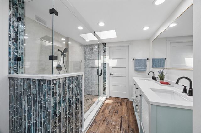 16533 Barbados Way, Jamaica Beach, TX 77554