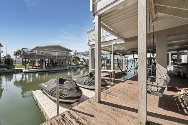 16533 Barbados Way, Jamaica Beach, TX 77554