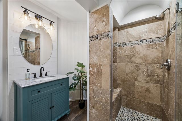 16533 Barbados Way, Jamaica Beach, TX 77554