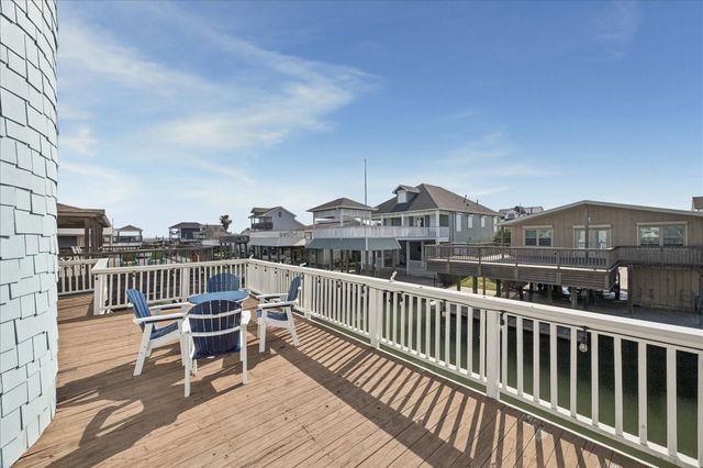 16533 Barbados Way, Jamaica Beach, TX 77554