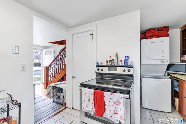 221 Meadows End Road, Milford, CT 06460