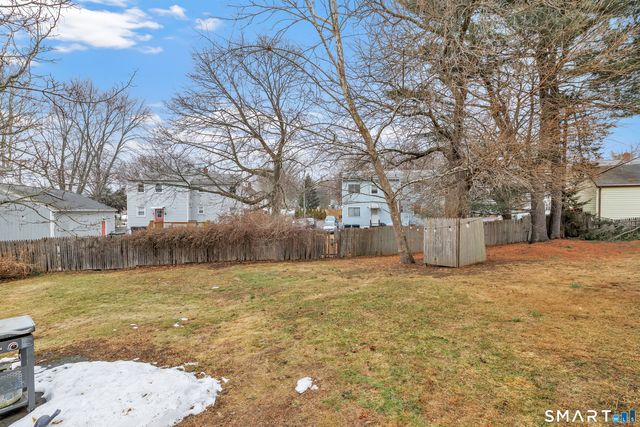 221 Meadows End Road, Milford, CT 06460