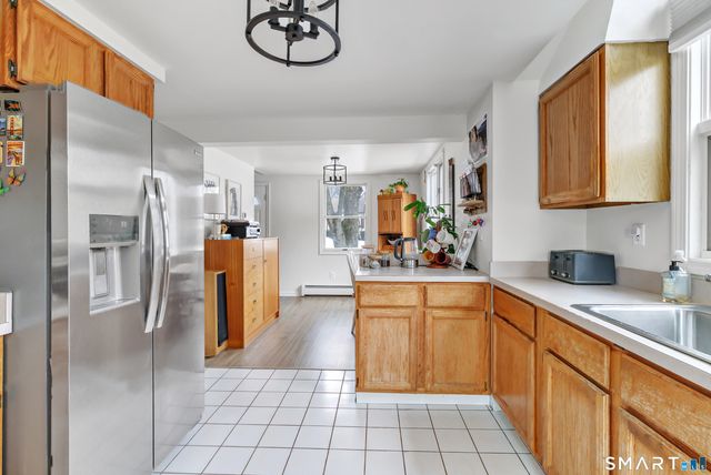 221 Meadows End Road, Milford, CT 06460