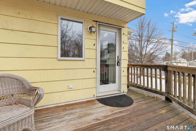 221 Meadows End Road, Milford, CT 06460