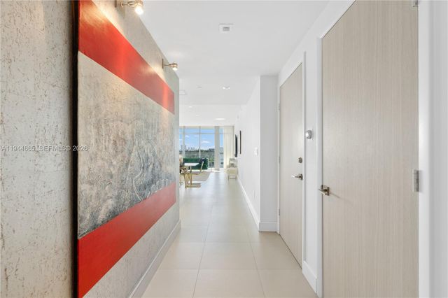 3737 Collins Ave S-703, Miami Beach, FL 33140