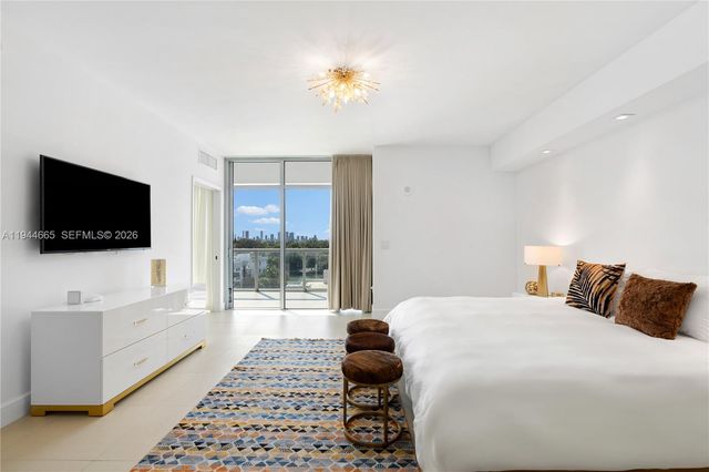 3737 Collins Ave S-703, Miami Beach, FL 33140