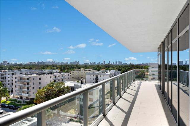 3737 Collins Ave S-703, Miami Beach, FL 33140