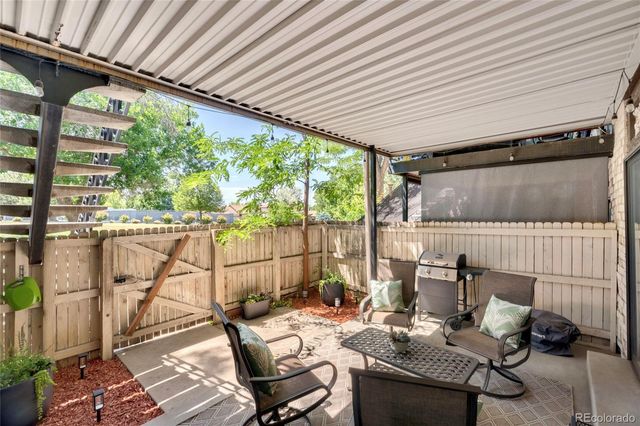 7250 Eastmoor Drive 125, Denver, CO 80237