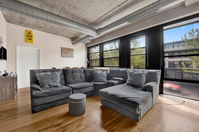 1000 W 15th Street 232, Chicago, IL 60608