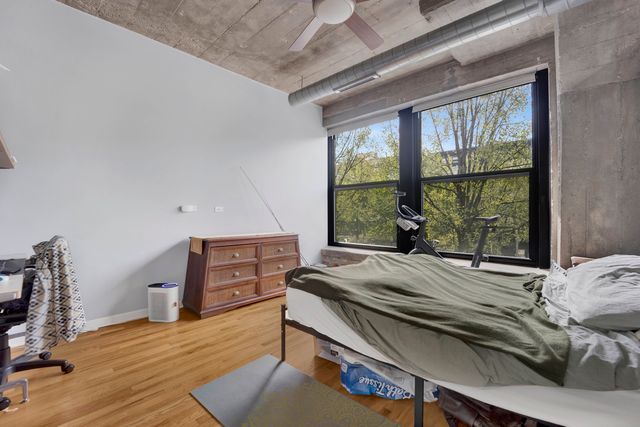 1000 W 15th Street 232, Chicago, IL 60608