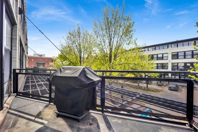 1000 W 15th Street 232, Chicago, IL 60608
