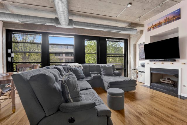 1000 W 15th Street 232, Chicago, IL 60608