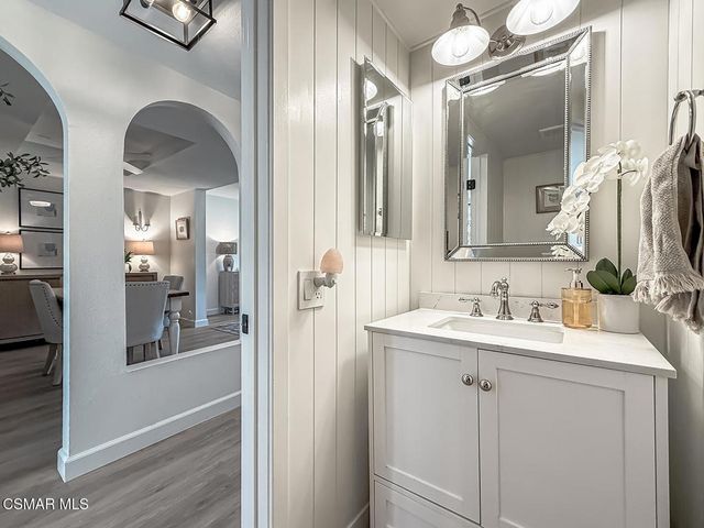 293 Green Moor Place, Thousand Oaks, CA 91361