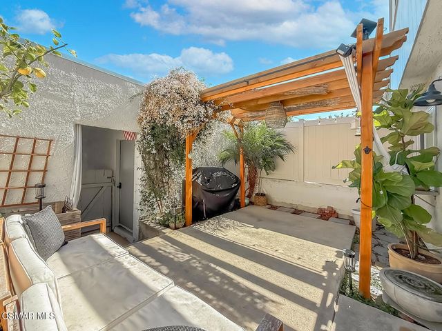 293 Green Moor Place, Thousand Oaks, CA 91361