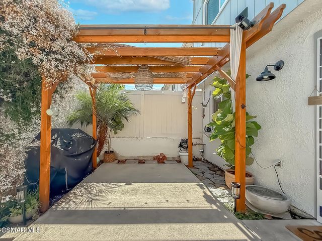 293 Green Moor Place, Thousand Oaks, CA 91361