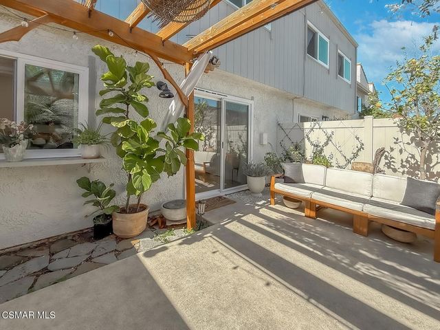 293 Green Moor Place, Thousand Oaks, CA 91361