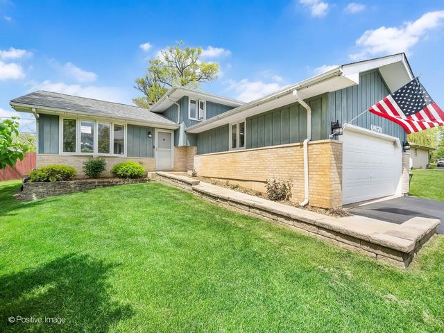 0N170 Sarana Avenue, West Chicago, IL 60185