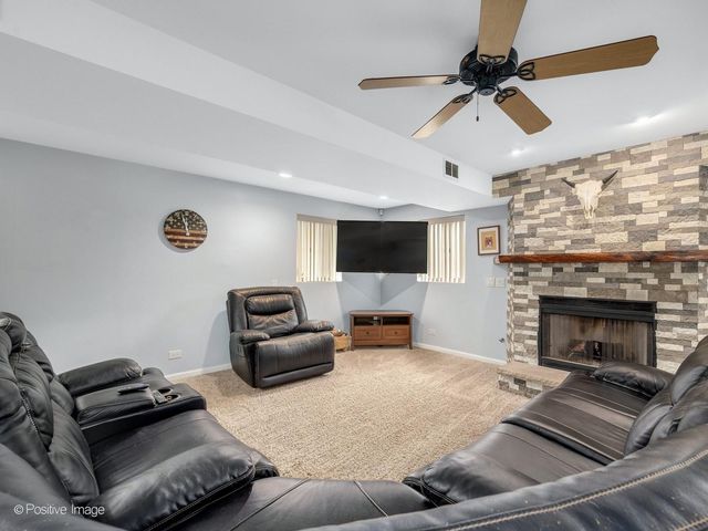 0N170 Sarana Avenue, West Chicago, IL 60185