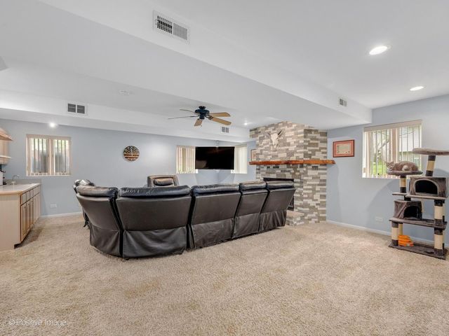 0N170 Sarana Avenue, West Chicago, IL 60185