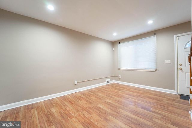 2820 EDGECOMBE CIR S, Baltimore, MD 21215