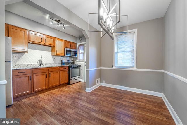 2820 EDGECOMBE CIR S, Baltimore, MD 21215