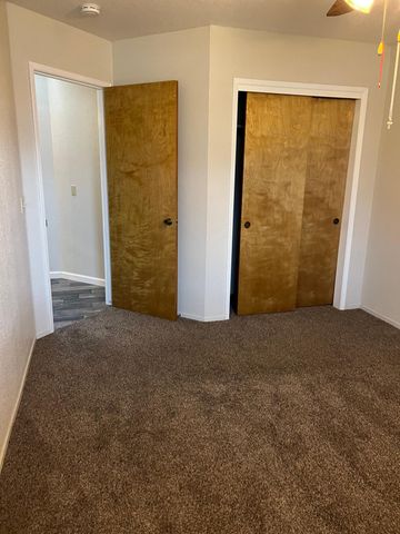 576 S Aronian Street, Tulare, CA 93274