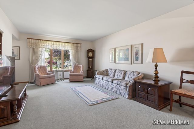 6733 Leisure Way Drive SE 32, Caledonia, MI 49316