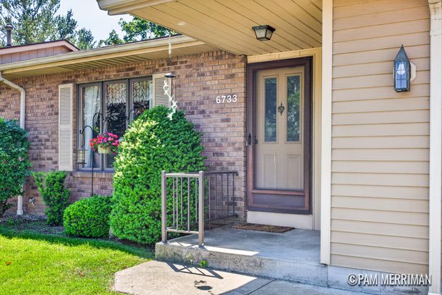 6733 Leisure Way Drive SE 32, Caledonia, MI 49316