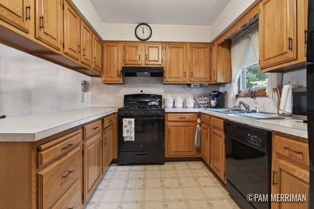 6733 Leisure Way Drive SE 32, Caledonia, MI 49316