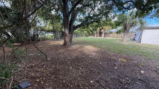 208 NW 8th Avenue, Delray Beach, FL 33444